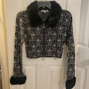 EUC Urban Outfitters cropped sweater